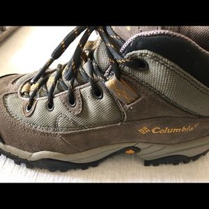 Columbia Trail Meister hiking boots